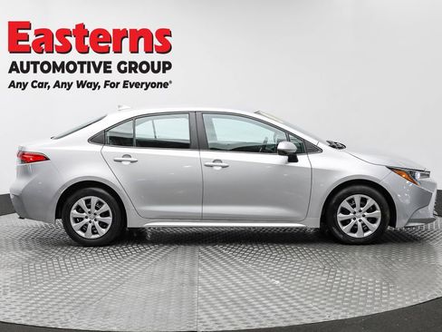 Used 2024 Toyota Corolla LE image 4