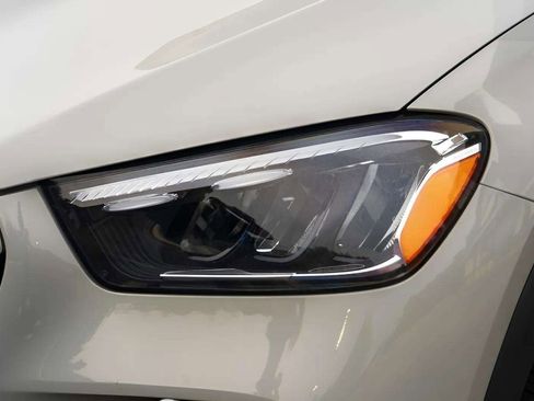 Used 2024 Mercedes-Benz GLE 450 4MATIC w/ Winter Package image 61