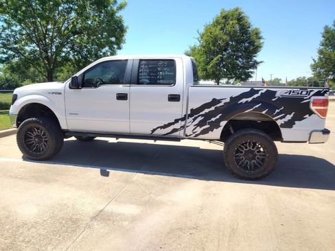 Used 2012 Ford F150 XLT w/ Trailer Tow Pkg image 8