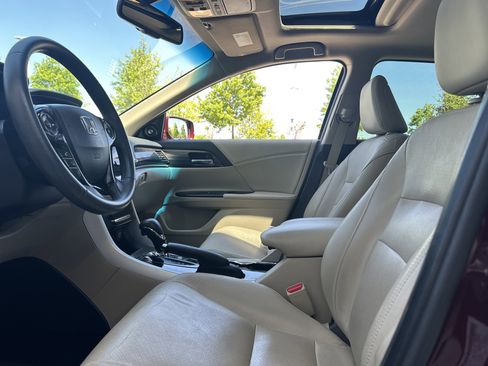 Used 2017 Honda Accord EX-L image 24