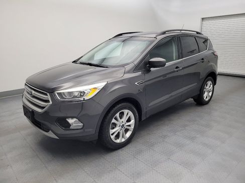 Used 2018 Ford Escape SEL AWD/4WD image 2
