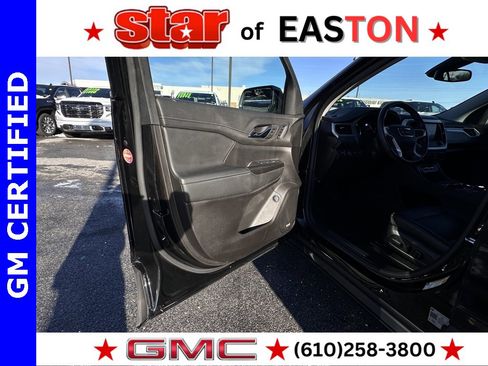 Certified 2022 GMC Acadia SLT w/ Technology Package image 16