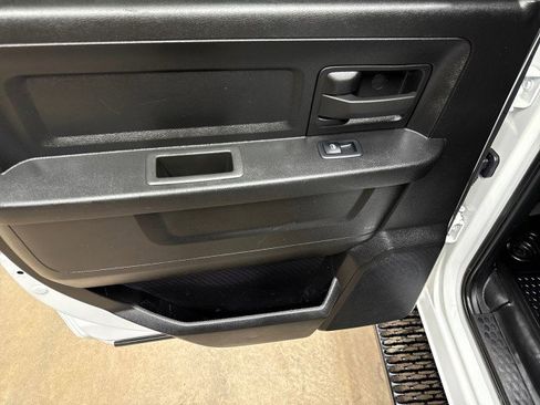 Used 2022 RAM 2500 Tradesman w/ Chrome Appearance Group AWD/4WD image 36
