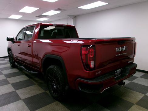 Used 2024 GMC Sierra 1500 Elevation w/ Preferred Package AWD/4WD image 2