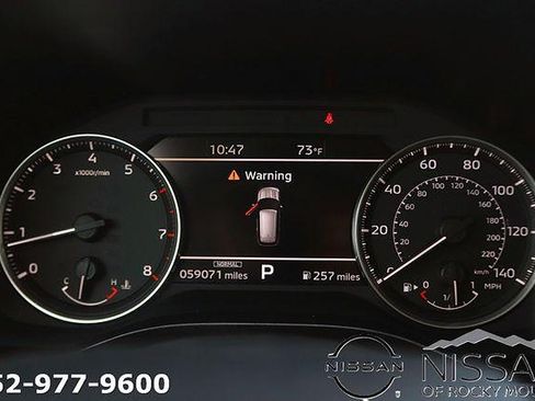 Used 2024 Mitsubishi Outlander AWD image 19