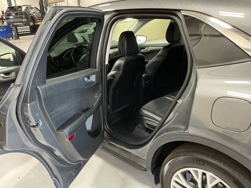 Used 2022 Ford Escape SEL AWD/4WD image 12