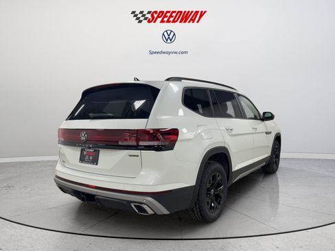 New 2026 Volkswagen Atlas Peak Edition AWD/4WD image 6