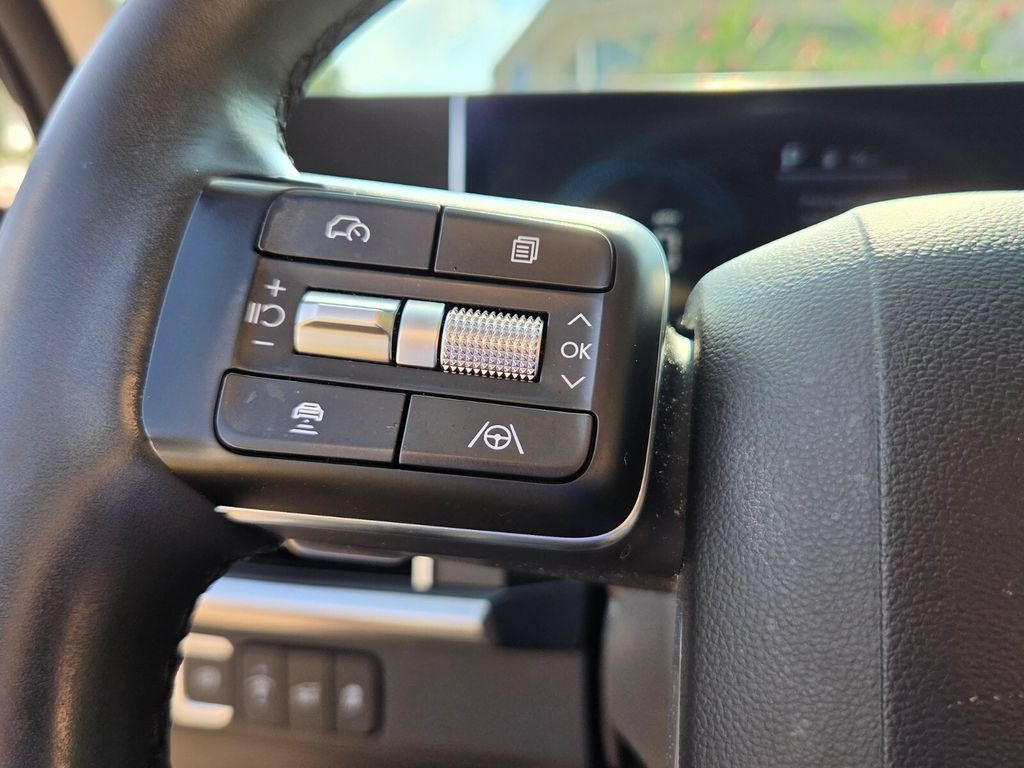 Used 2024 Hyundai Santa Fe SEL FWD image 22
