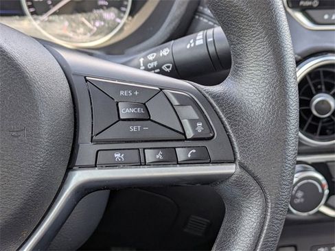 Used 2024 Nissan Sentra SV image 27