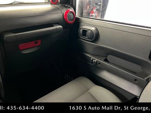Used 2008 Jeep Wrangler Unlimited Rubicon w/ Dual Top Group AWD/4WD image 10