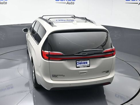 Used 2021 Chrysler Pacifica Limited w/ S Appearance Package AWD/4WD image 51