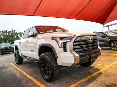 Used 2024 Toyota Tundra Limited w/ Power Package RWD image 6