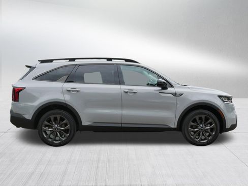 Certified 2023 Kia Sorento X-Line EX AWD/4WD image 8