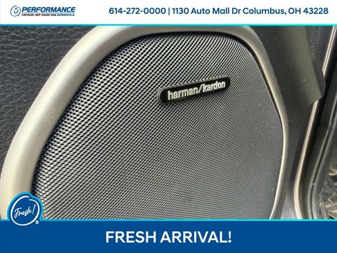 Used 2017 Jeep Grand Cherokee Summit w/ Skid Plate Group AWD/4WD image 13