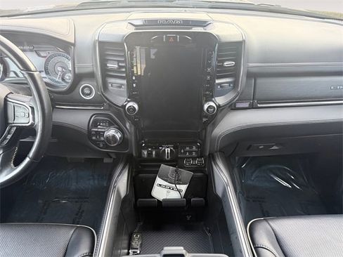 Used 2022 RAM 1500 Limited w/ Trailer Tow Group image 11