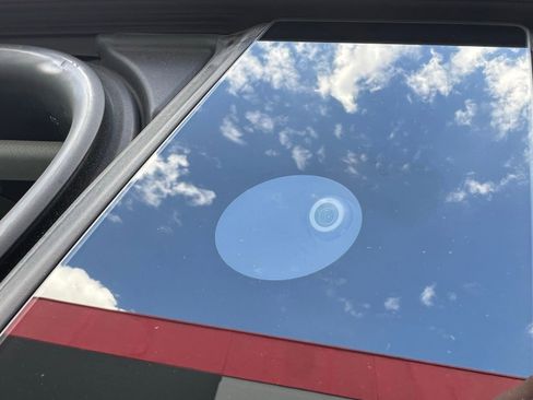 Used 2023 Tesla Model Y Long Range AWD/4WD image 29