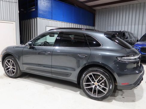 Used 2024 Porsche Macan AWD/4WD image 2