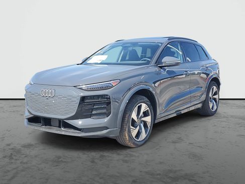 New 2025 Audi Q6 e-tron Premium Plus image 2