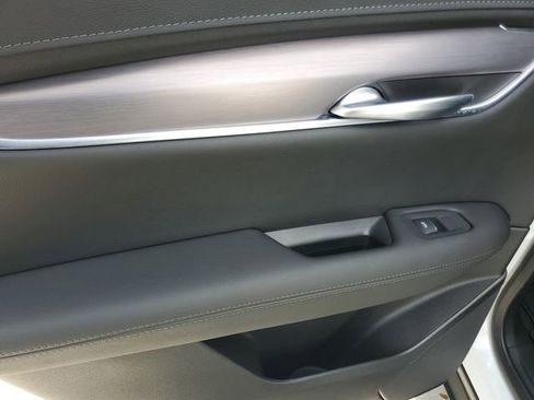 Certified 2024 Cadillac XT5 Luxury image 13