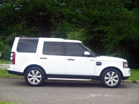 Used 2016 Land Rover LR4 HSE Silver Edition AWD/4WD image 5