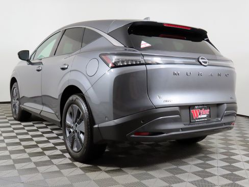 Used 2025 Nissan Murano SL image 43