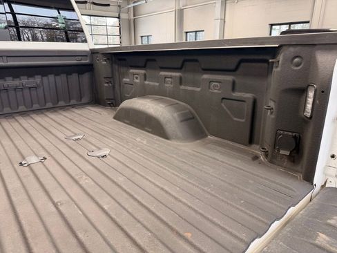 Used 2024 GMC Sierra 3500 Denali w/ Denali Reserve Package AWD/4WD image 10