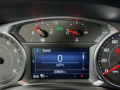 Used 2023 GMC Terrain SLE w/ Driver Convenience Package FWD image 6
