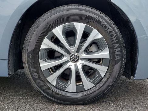 Used 2021 Toyota Corolla LE FWD image 27