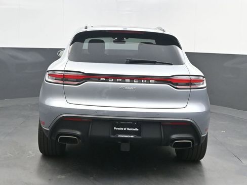 New 2026 Porsche Macan image 6