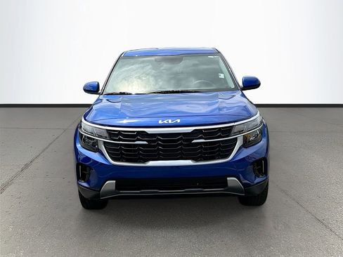 Certified 2024 Kia Seltos LX AWD/4WD image 2