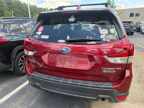 Used 2023 Subaru Forester Premium AWD/4WD image 6