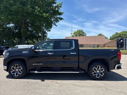 Used 2026 GMC Sierra 1500 SLT w/ SLT Premium Plus Package AWD/4WD image 2
