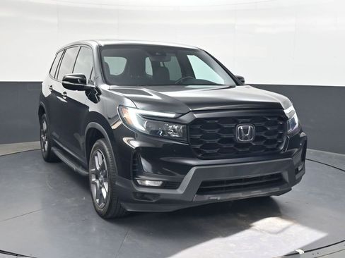 Used 2023 Honda Passport EX-L image 2