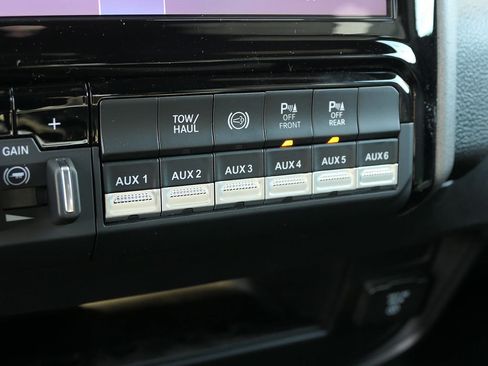 New 2026 RAM 3500 Tradesman AWD/4WD image 22