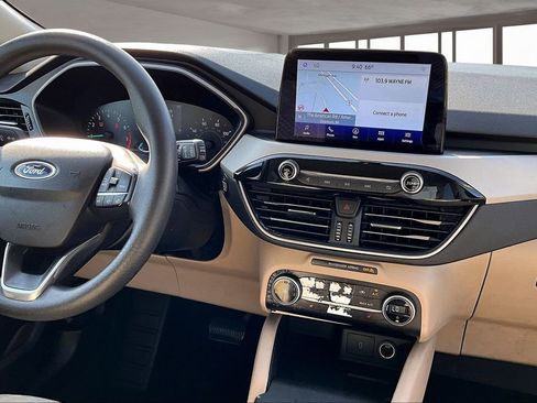 Used 2020 Ford Escape SE AWD/4WD image 7