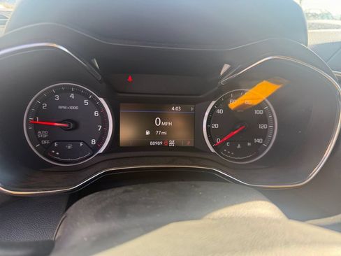 Used 2021 Chevrolet TrailBlazer LT AWD/4WD image 29
