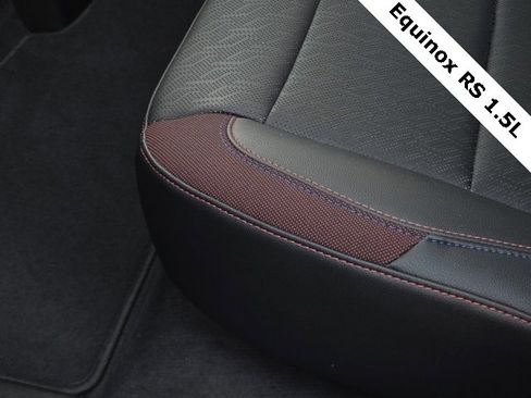 Used 2025 Chevrolet Equinox RS image 19