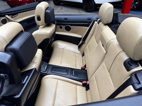 Used 2011 BMW M3 Convertible image 48