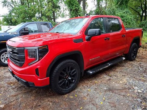 Used 2023 GMC Sierra 1500 Pro w/ Graphite Edition AWD/4WD image 3