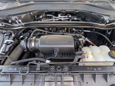 Used 2023 Ford Explorer Limited w/ Equipment Group 301A RWD image 33
