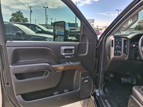 Used 2019 GMC Sierra 2500 Denali w/ Duramax Plus Package image 12