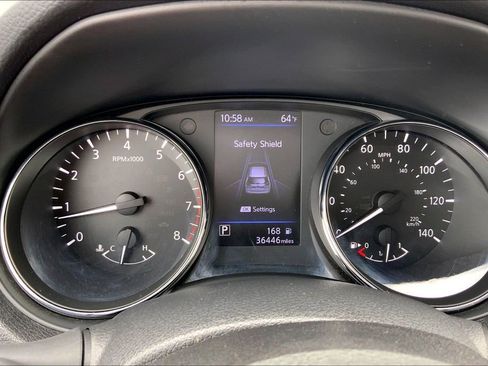 Used 2018 Nissan Rogue SL image 10