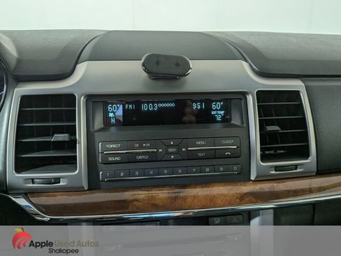Used 2011 Lincoln MKZ AWD image 17