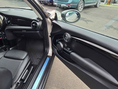 Used 2023 MINI Cooper S image 12