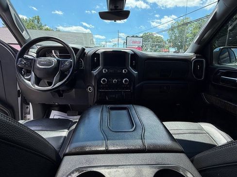 Used 2020 GMC Sierra 1500 Denali w/ Denali Ultimate Package AWD/4WD image 16