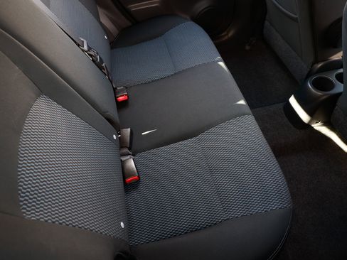 Used 2014 Nissan Versa Note SV image 12