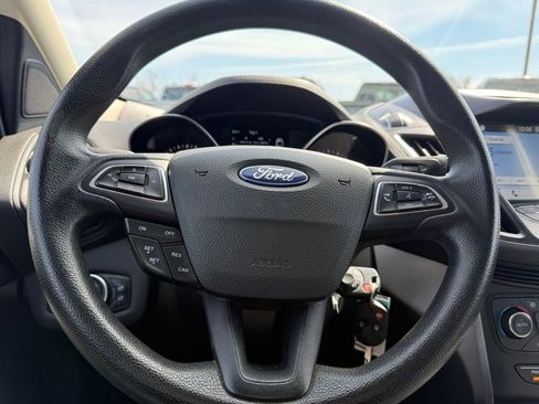 Used 2017 Ford Escape SE w/ Equipment Group 201A image 13