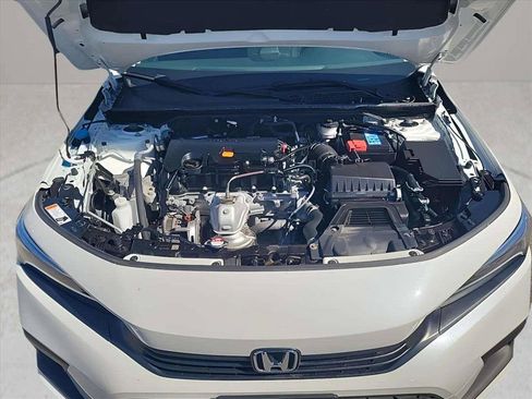 Used 2023 Honda Civic LX image 9