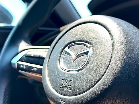 Used 2024 MAZDA MAZDA3 s AWD/4WD image 31