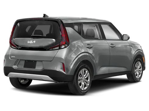 Used 2025 Kia Soul LX w/ LX Technology Package FWD image 2